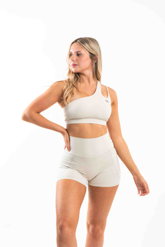 Conjunto Essentials Corto