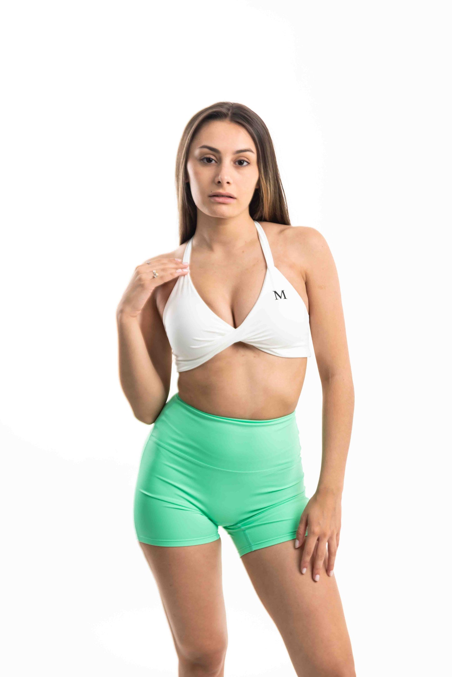 Short Aura