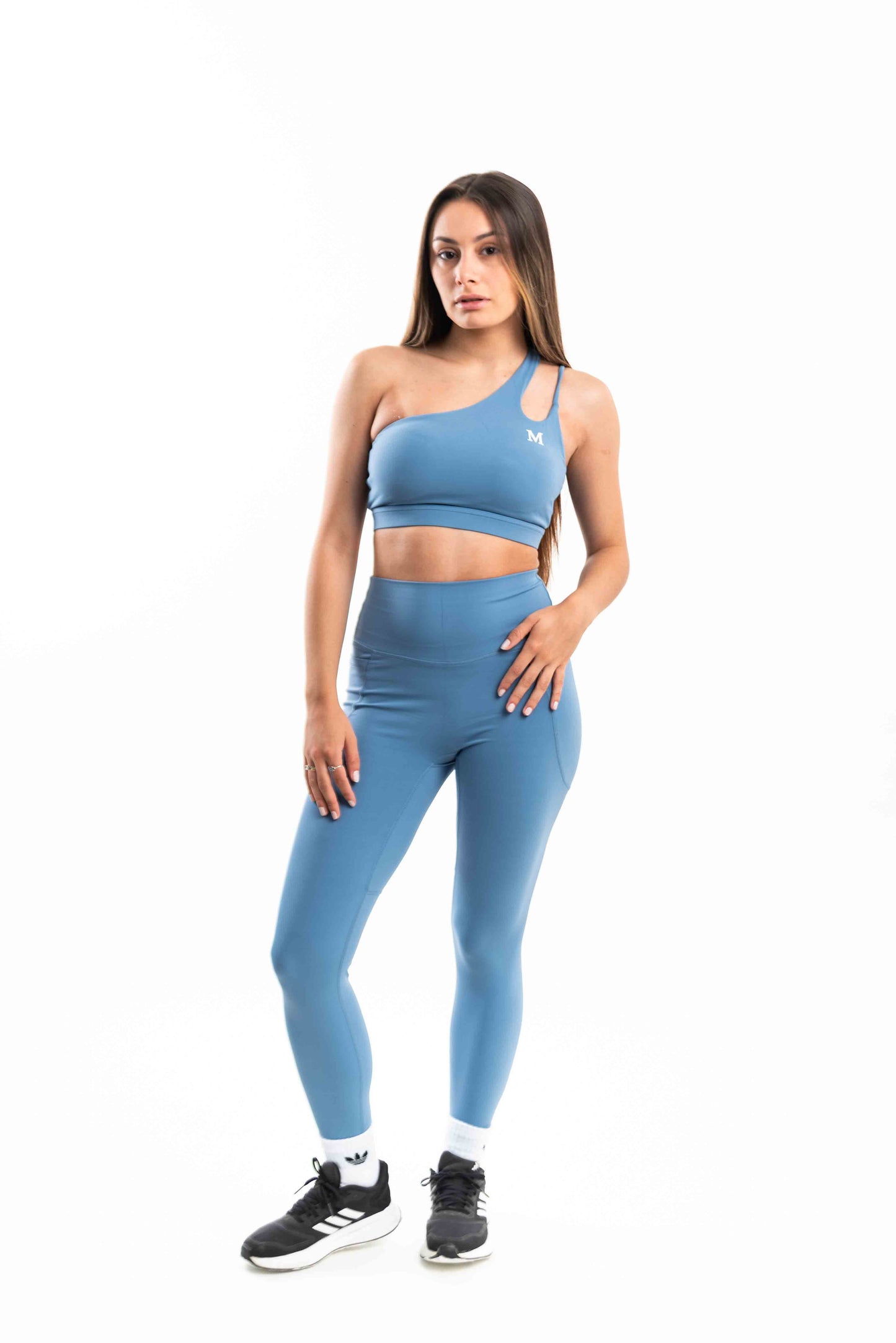 Conjunto Essentials Largo
