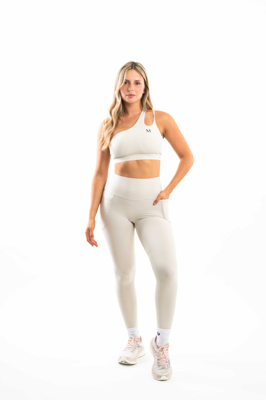 Conjunto Essentials Largo